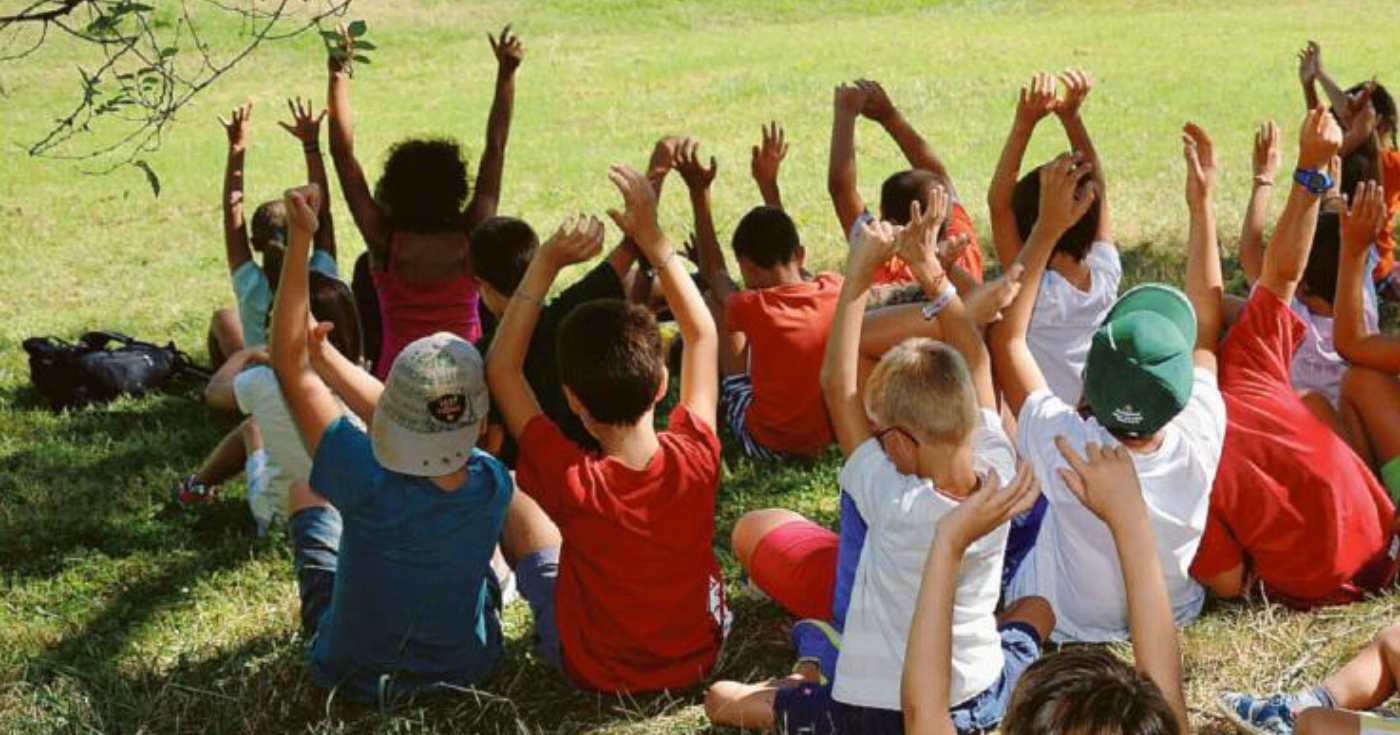 Un gruppo di bambini in un centro estivo (repertorio)