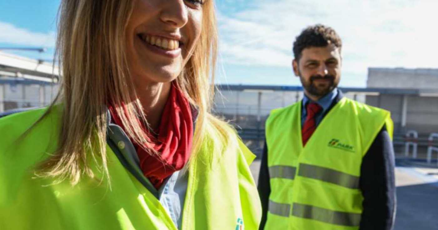 Due operatori della sosta di FS Park (repertorio)