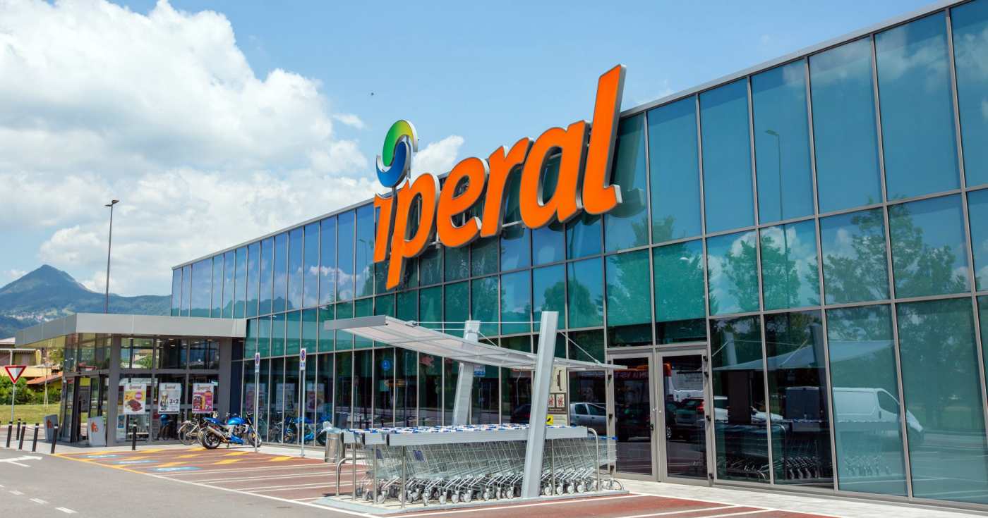 Un punto vendita Iperal in provincia di Lecco (repertorio)