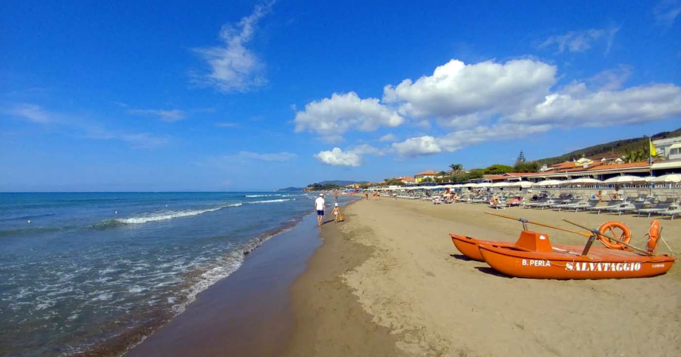 La spiaggia di Castiglione della Pescaia, nella Maremma toscana (repertorio)