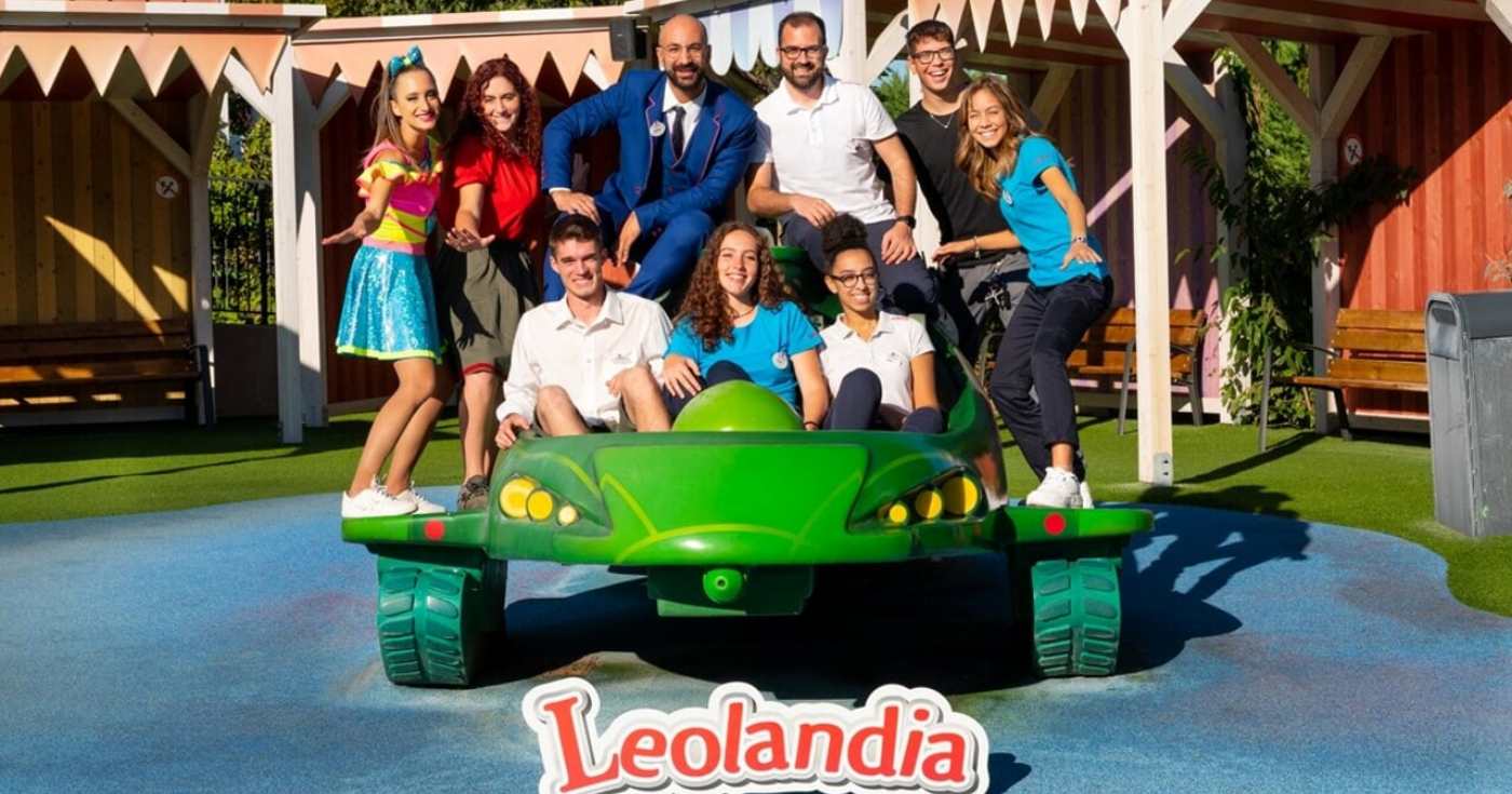 Un gruppo di lavoratori Leolandia (repertorio)