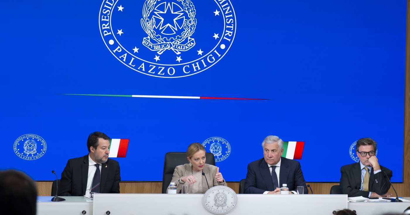 Una conferenza stampa dopo un Cdm sulla manovra 2026 (repertorio)
