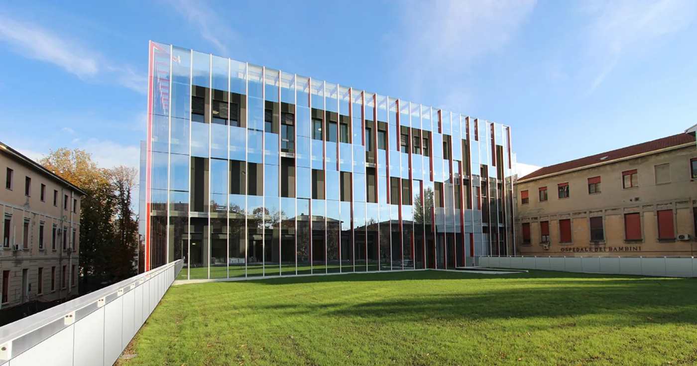 La sede della Impresa Pizzarotti Spa