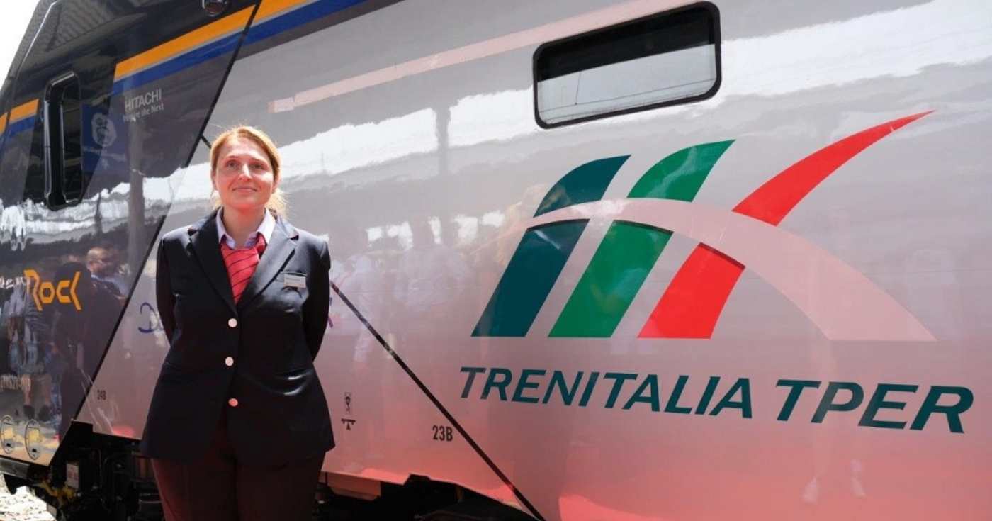 Una macchinista di Trenitalia Tper (repertorio)