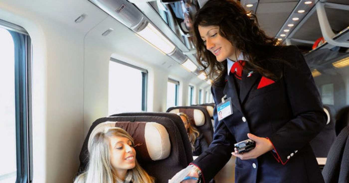 Una capotreno di Trenitalia TPER (repertorio)