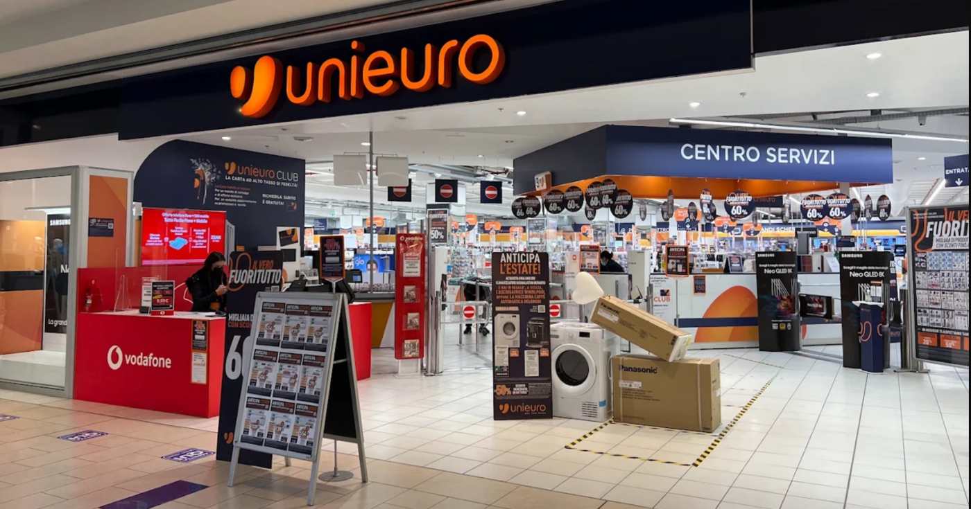 Il punto vendita Unieuro di Rimini C.C. Le Befane (repertorio)